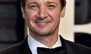 Jeremy Renner Kimdir?