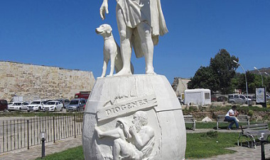 Διογένης ὁ Κυνικός Sinoplu Diyojen felsefesi ..
