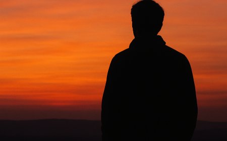 İnsanın İçindeki Beklentiyi Bitirmesi de Bir Vedadır