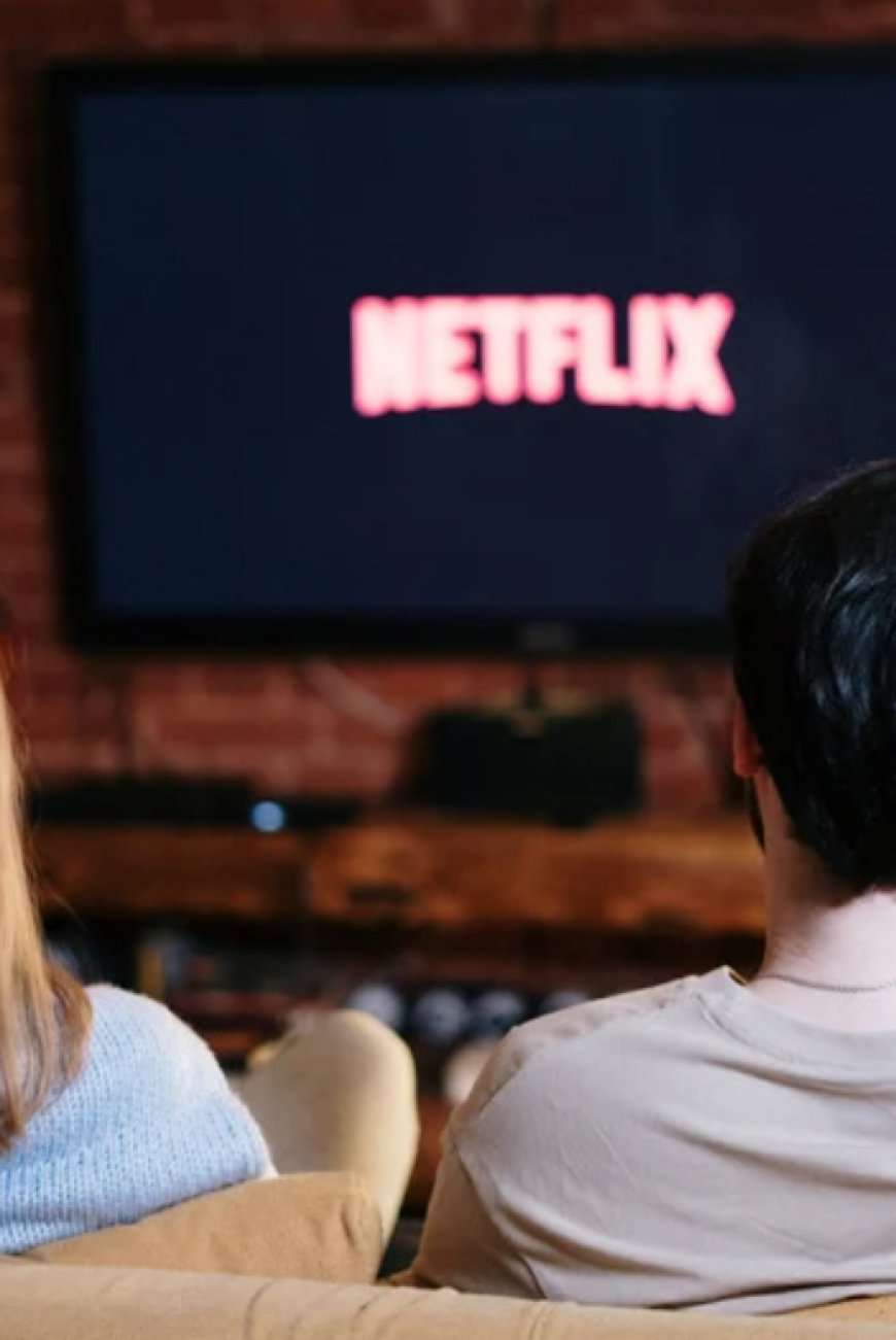 Ekim 2025'te Netflix'te İzlenecek Popüler Dizi ve Filmler