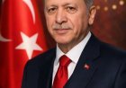 Recep Tayyip Erdoğan Kimdir? Nereli, Kaç Yaşında, Hayatı ve Siyasi Kariyeri