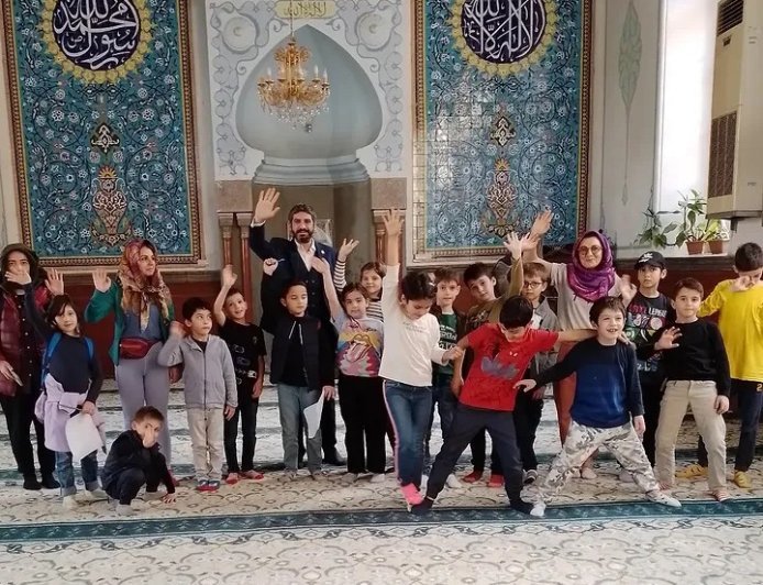 Ercüment Tula: Irk, inanç veya mezhep farkı gözetmeyen küresel bir gönül bağı!